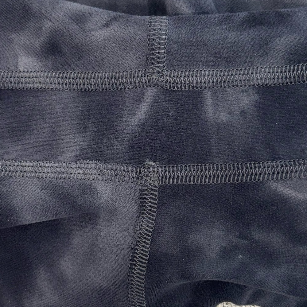 Lululemon Align Shorts 8" Size 2 In Diamond Dye Asphalt Grey True Navy - Picture 4 of 5